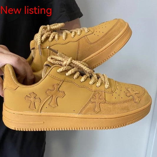 Weizenfarbene Damen-Sneaker im Retro-Stil mit Plateau