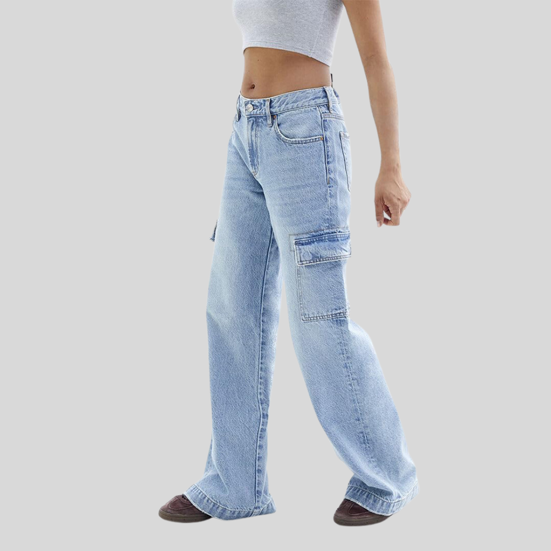 Casual Loose Fit Denim Jeans with Large Flap Pocket