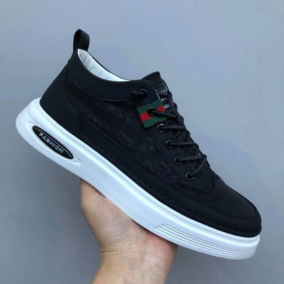 Breathable Umbrella Cloth Men’s Sneakers
