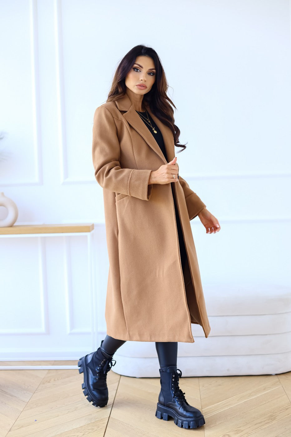 Women’s Double-Breasted Woolen Coat