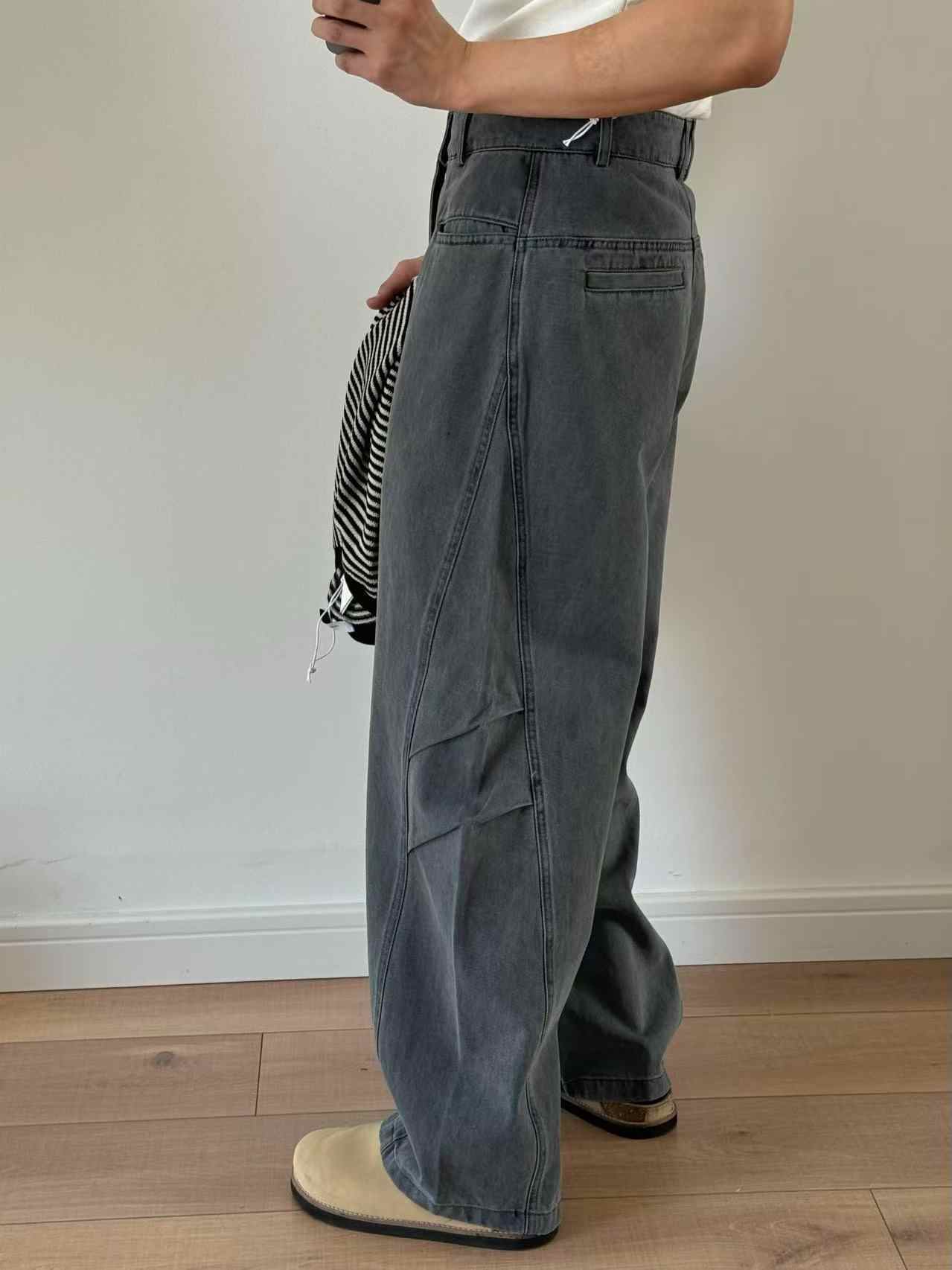 Pleated Matchet Uniform Jeans