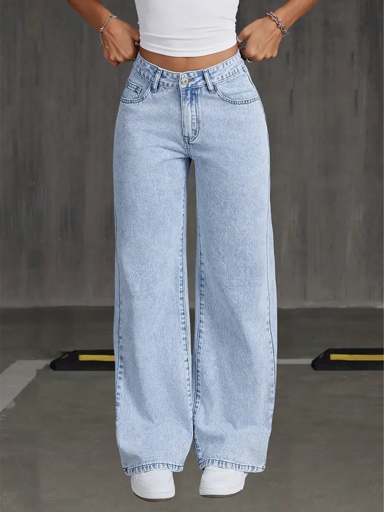 High-Waisted Light Wash Straight Fit Jeans