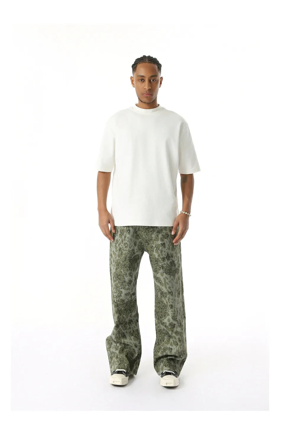 Camouflage Wide Leg Washed Jeans