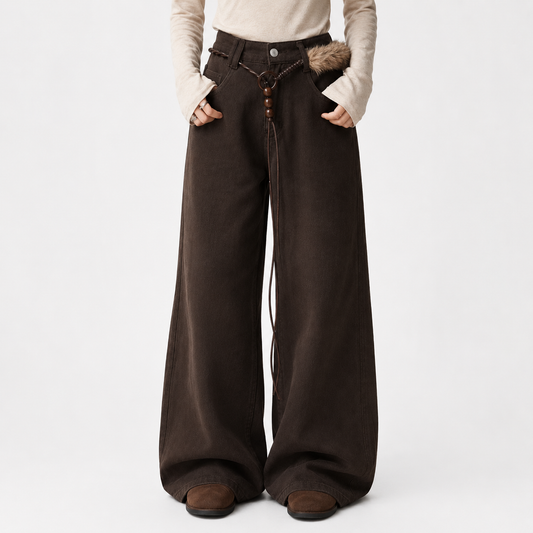 Stylish Straight-Leg Jeans with Belt