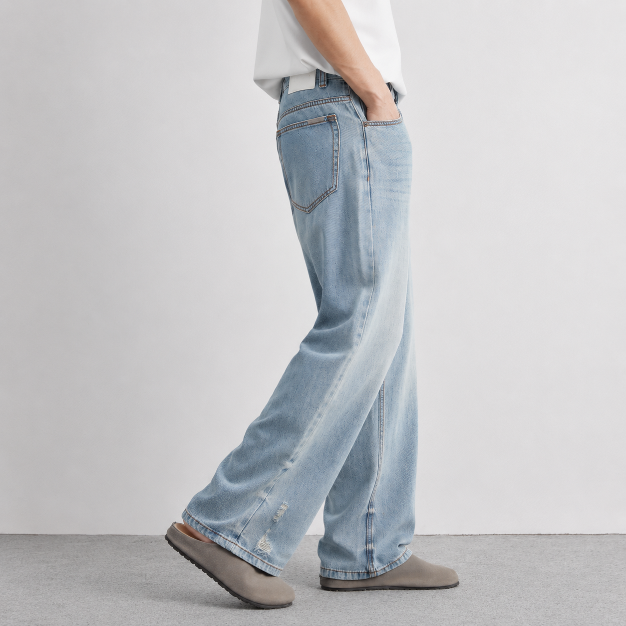 Light-wash Mens Ripped Straight-Leg Jeans
