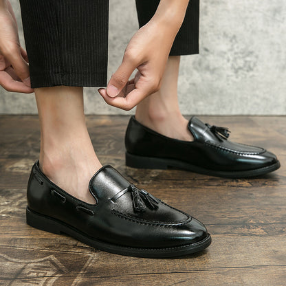 Slippers met kwastjes voor jonge mannen